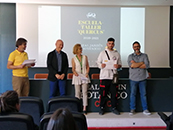 Foto entrega certificados escuela-taller 'Quercus'
